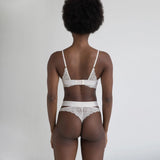 Product thumbnail Monique Morin Model 5’8’’ wearing size XS