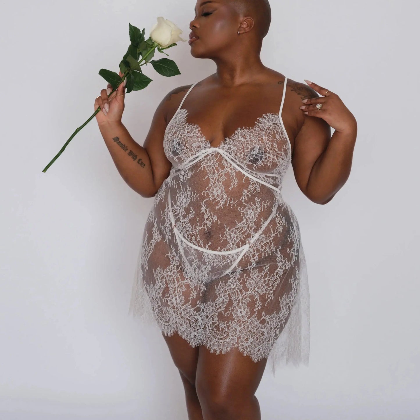 Model 4'11" wearing size XL