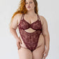 Model 5'4" 40C wearing size XL