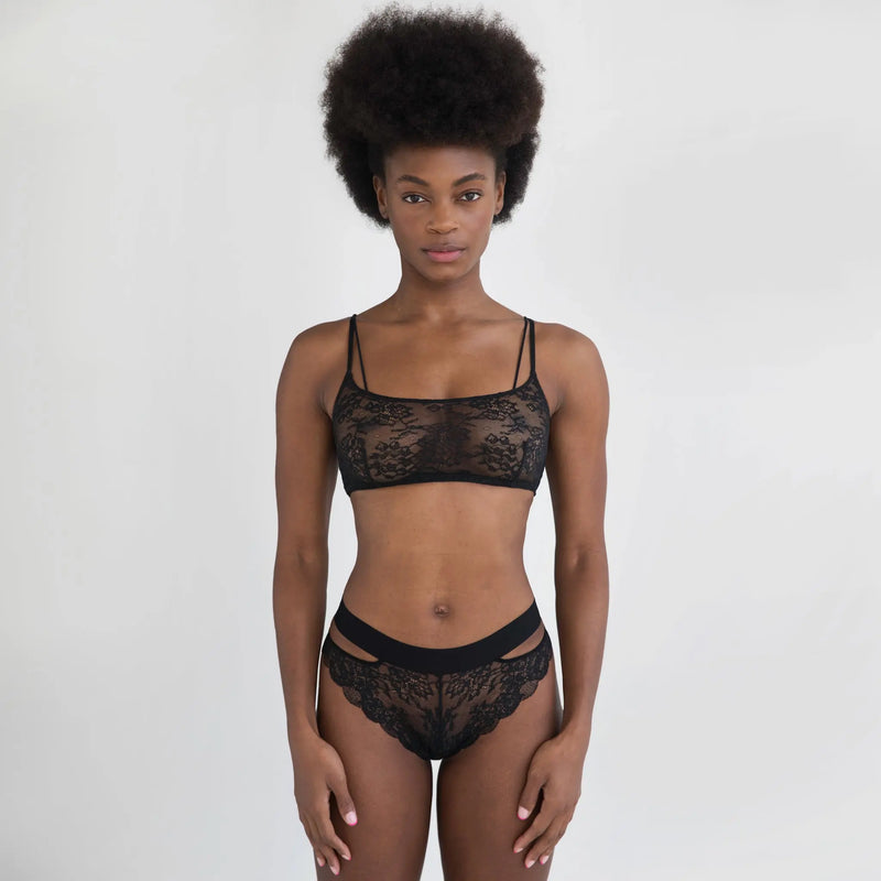 Wild Remix Bralette Black - Monique Morin Model 5’8’’ 34B wearing size S