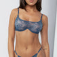 Model 5'7" 34C wearing size M